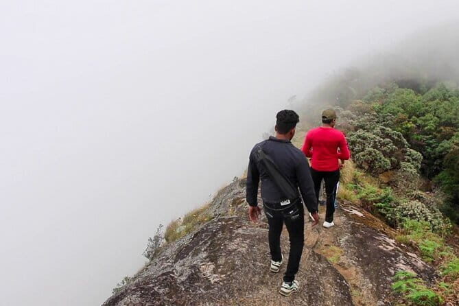 Hike to Kirigalpoththa Mountain Range via Horton Plains - Practical Details and Value