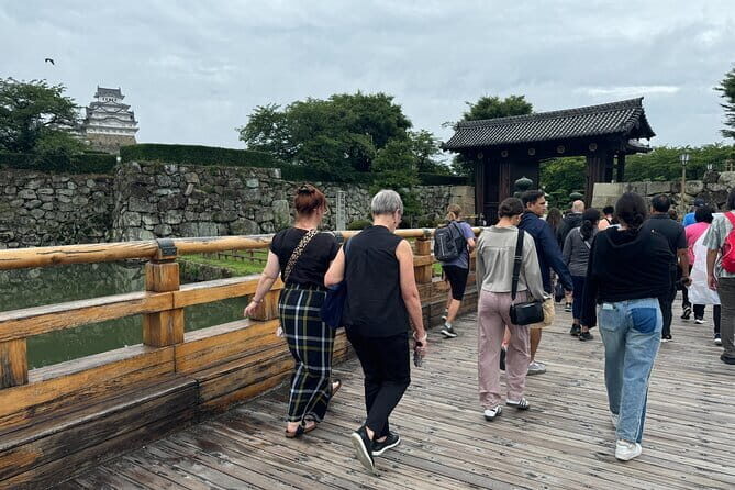 Himeji: Private Guided Tour of Himeji Castle and Engyoji Temple - The Cultural Significance of Mitsunodo and the Temple Grounds