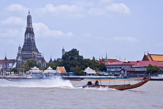 Historical Temples Tour & Hidden Bar at Sunset - Practicalities and What to Expect