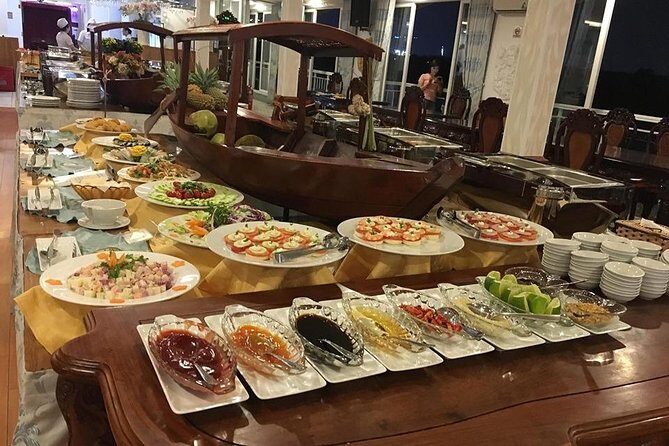 Ho Chi Minh : Water Puppet Show and Saigon Dinner on Indochina Queen/ Junk - The Itinerary in Detail