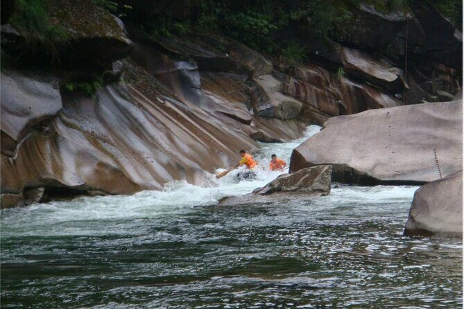 hot summer water fall &spring water river rubber boat drifting adventure. - A Deep Dive into the Wuyishan Water Drifting Experience