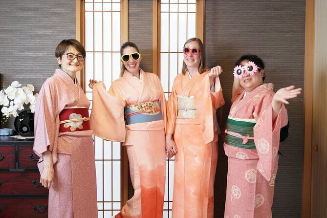 How to wear a Kimono Lesson at West side of Tokyo - Analyzing Value and Suitability
