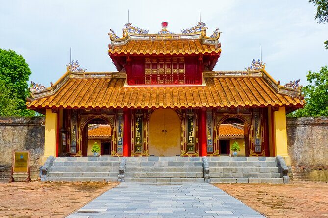 Hue Dragon Boat Tour: Hon Chen Palace, Royal Tombs, Pagoda - What Makes This Tour Stand Out?