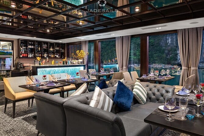 Jade Sails Cruise: Top Choice for a Luxurious Lan Ha Bay Day Trip - What Makes Jade Sails Stand Out?