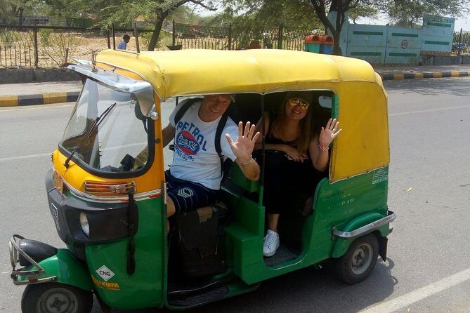 Jaipur Pink City Sightseeing in Tuk-Tuk by Holymont Tours - Who Should Consider This Tour?