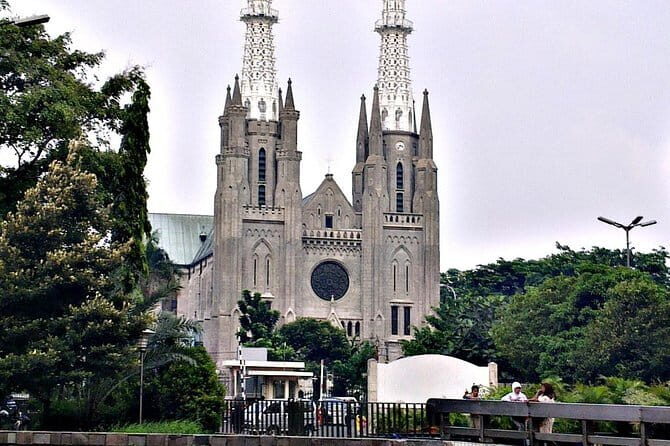Jakarta Tour 2 Day 1 Night - Why Choose This Tour?