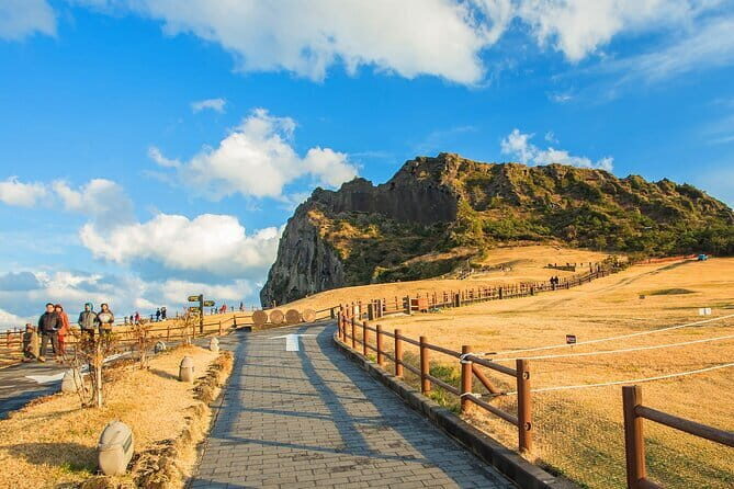 Jeju Eastern Cultural Exploration Day Tour - FAQ