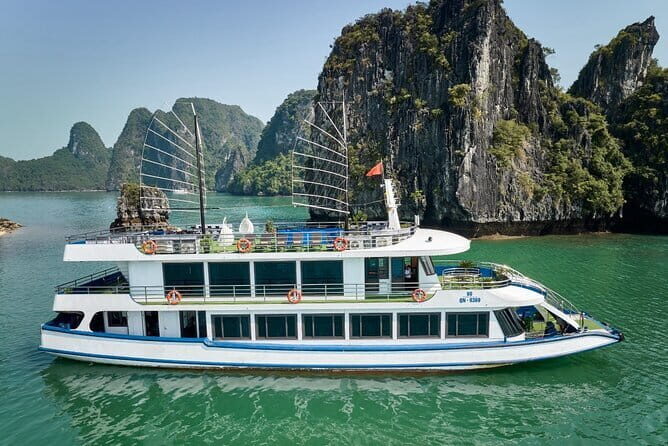 JEWELS OF THE BAY CRUISE - Luxury 1 Day Tour in Halong Bay - Highlights of the Tour