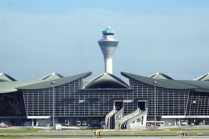 Johor Bahru to Kuala Lumpur Airport 1-way Transfer - Who Should Consider This Transfer?