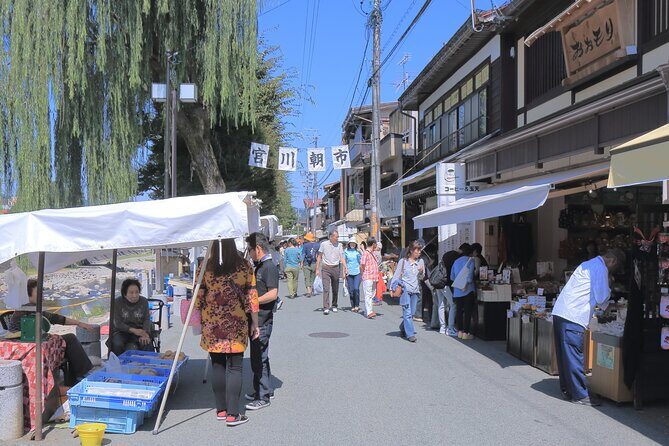 Kanazawa and Shirakawago/Photoshoot by professional photographer - Value and Practical Considerations