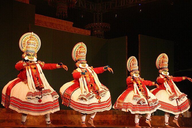 Kathakali Dance Show in Kochi with Dinner and Hotel Pick Up - What You’ll Actually Experience