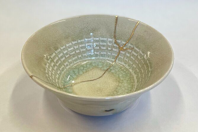 Kintsugi workshop in Osaka with a professional Kintsugi artist - Who Should Consider This Tour?