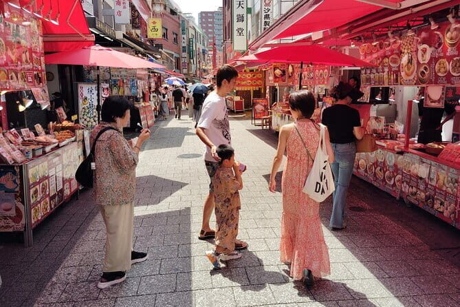 Kobe One-Day Private Walking Tour  5.5 Hours - Kitanocho Hiroba and the Ijinkan District