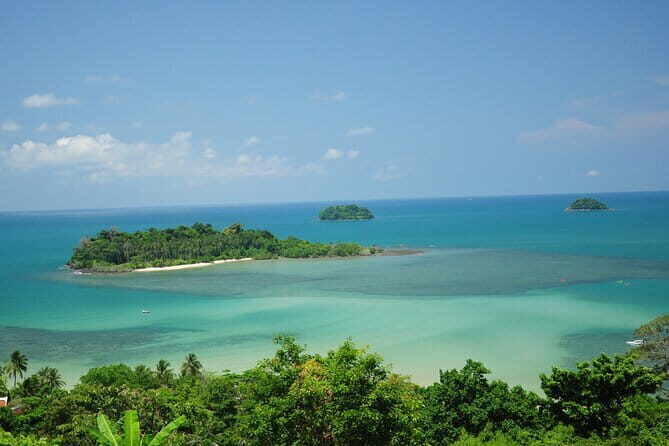 Koh Chang Bus and Catamaran Transfer from Bangkok - Analyzing the Journey: What Travelers Can Expect