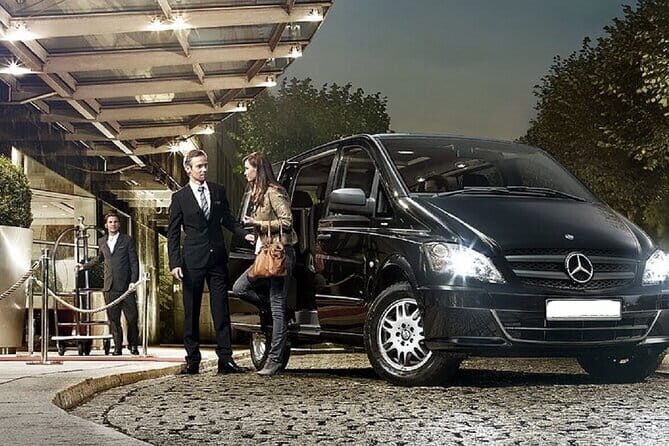 Kuala Lumpur Hotel to Malacca Hotel Private Transfer - The Experience En Route