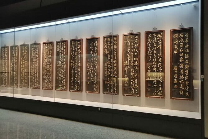 Kunming Yunnan Provincial Museum Private Tour - Analyzing the Value and Experience