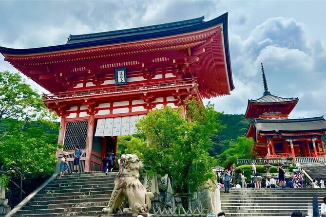 Kyoto and Nara Deer Sightseeing Day Trip From Osaka - Detailed Breakdown of the Itinerary