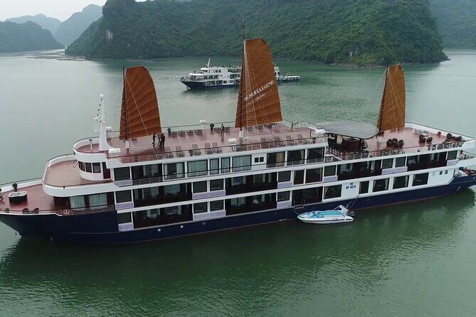 La Pandora Cruises Halong 2Days/1Night All included - A Closer Look at La Pandora Cruises: Design and Comfort