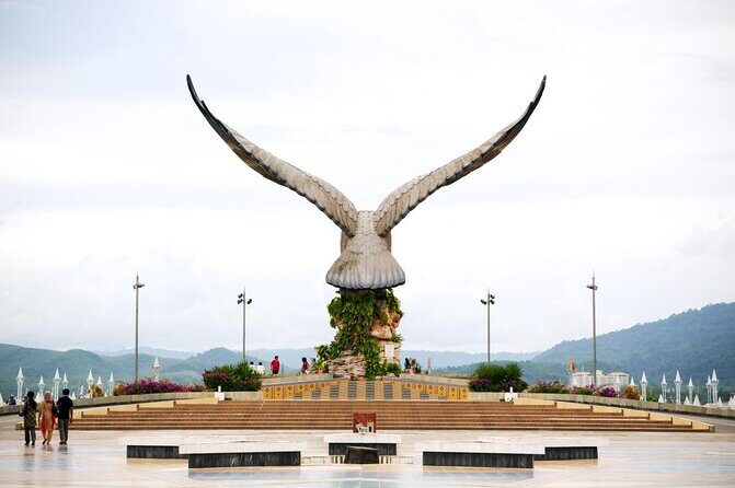 Langkawi Skycab + Skybridge + Eagle Square Private Tour - Who Is This Tour Best For?