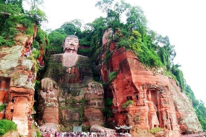 Leshan Giant Buddha and Wenshu Temple Day Tour(Private Tour) - Who Should Book This Tour?