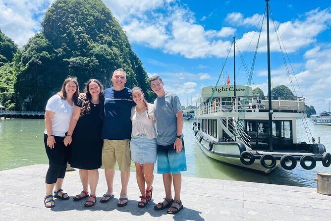 LIGHT CRUISE - Halong Luxury Day Cruise - SMALL GROUP - BEST CARE - Is This Tour Worth the Price?
