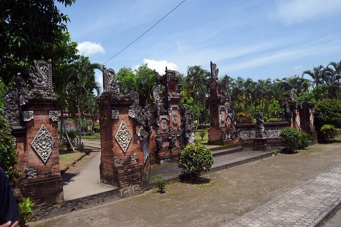Lombok White Water Rafting and Pura Lingsar Private Full Day Tour - Why Choose This Tour?