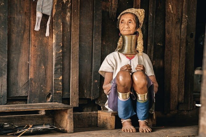 Longnecks and other communities in Loikaw - 4 days/ 3 nights - The Value of This Tour
