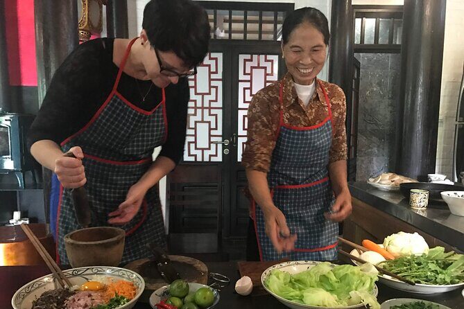Luxury Cooking Class with Hanoi Women (Private class) - Authenticity & Cultural Connection