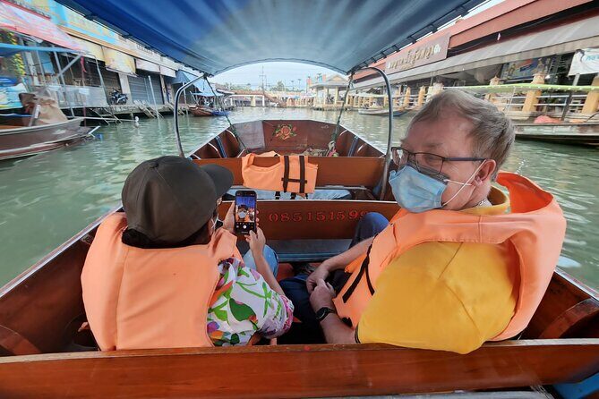 Mae Klong Railway, Amphawa Floating Market Day Tour from Bangkok - Authenticity and Overall Value