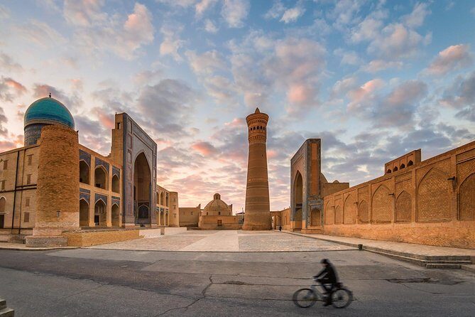 MAGNIFICENT UZBEKISTAN 6d5n - The Transport and Guided Experience