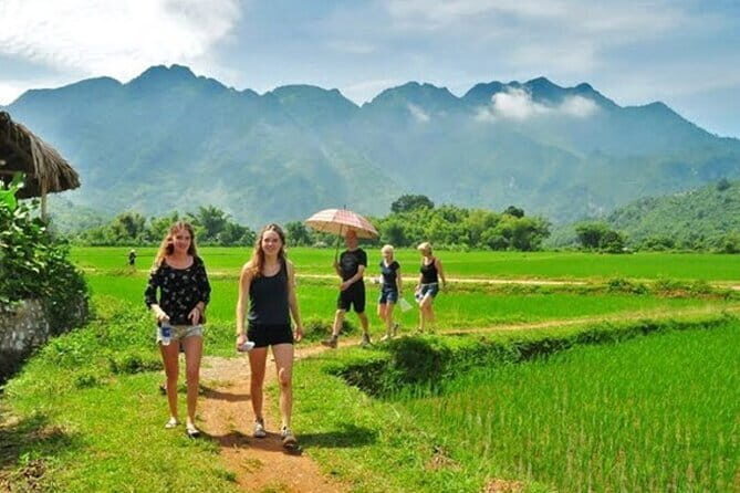 Mai Chau Full Day Group Tour - Discovering Mai Chau: What the Tour Offers