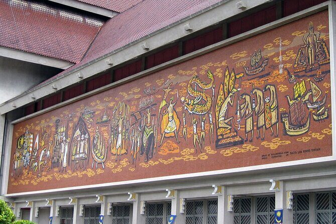 Malaysia National Museum with Kuala Lumpur City Famous Landmarks - Who Will Love This Tour?
