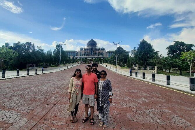 Malaysias administrative capital (Putrajaya Tour) - The Itinerary Breakdown