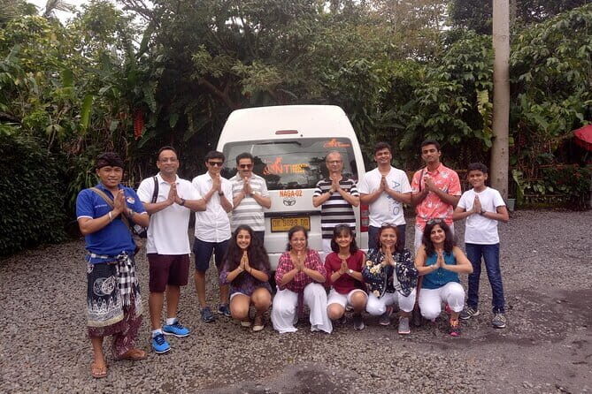 Mini Bus Hiace with 14 seater for Daily Tour and Airport Transfer - FAQ