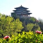 Mini Group Tour: Jingshan Hill, Beihai Park, Prince Kung's Mansion, Lama Temple - Who Is This Tour Best Suited For?