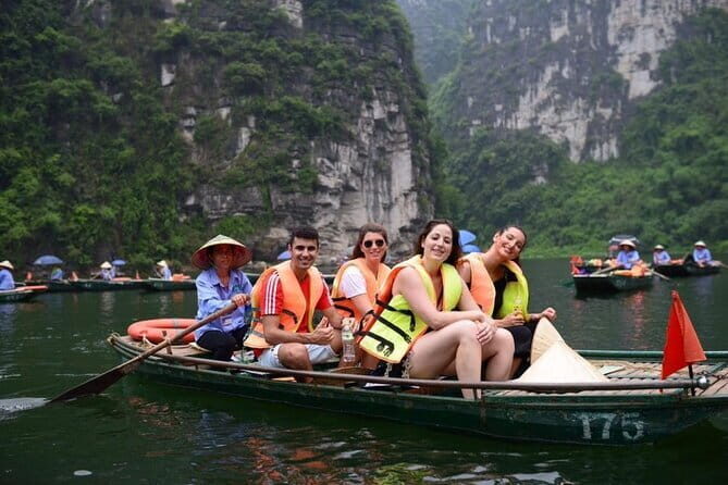 Mua Cave - Local Famer's House - Trang An - Cycling - Hoa Lu - What Sets This Tour Apart?