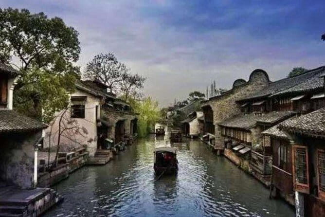 MuBus: Yu Garden, The Bund & Zhujiajao Water Town Bus Tour - Timing and Practicalities