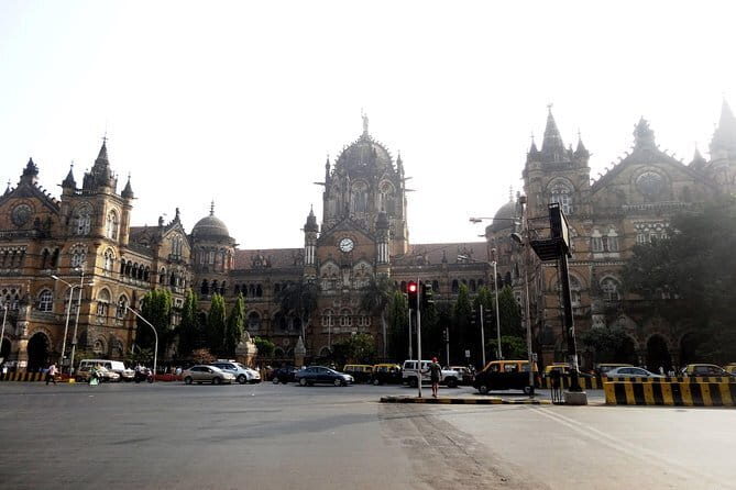 Mumbai - private arrival transfer from Airport to Hotel - What to Expect on the Day