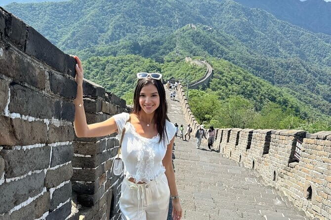 Mutianyu Great Wall VIP Pass Tour with English Speaking Driver - Authentic Experiences and Tips