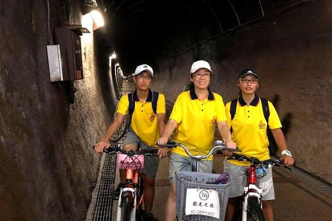 N112 Northeast Day Tour (South Yaki Rock Fulong Sanjiaojiao Beiguan Haichao Park Burang Coffee Castle) (10h) - Introduction to Taipei’s Northeast Coast