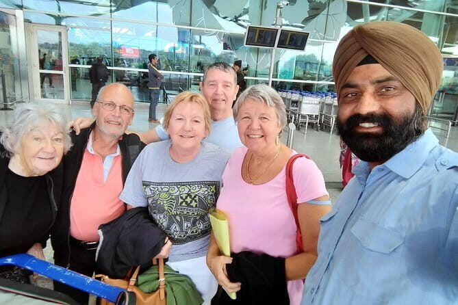 New Delhi Airport to Hotel transfer OR Delhi Hotel to Delhi Airport transfer - What Travelers Say
