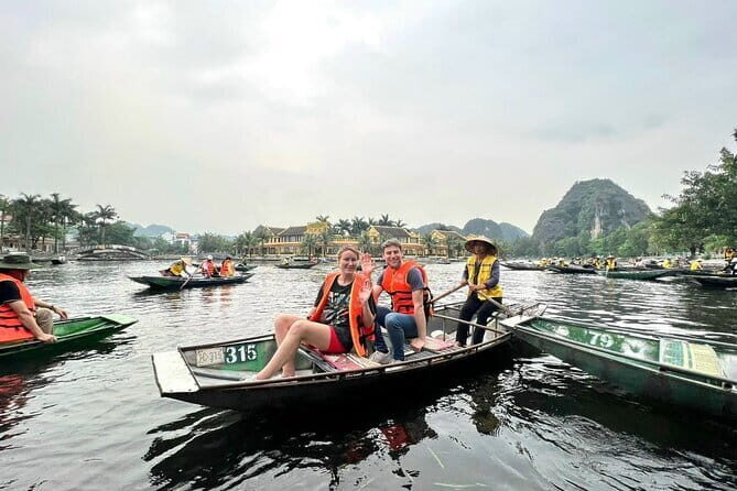 Ninh Binh 1 Full Day Tour from Hanoi: Hoa Lu, Tam Coc Boat Trip - Tam Coc: The Land’s Halong Bay on Land