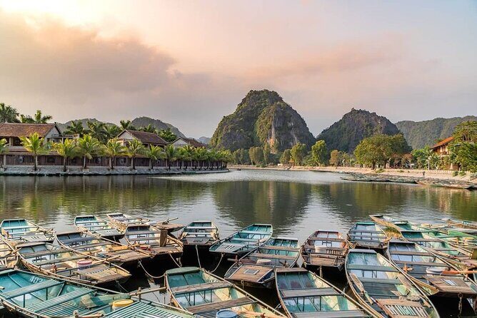 Ninh Binh Day Trip from Hanoi to Hoa Lu Tam Coc Boat and Bike - Detailed Breakdown of the Tour