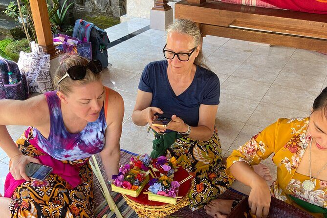Offering Lesson & Purification Ritual - The Experience from a Traveler’s Perspective