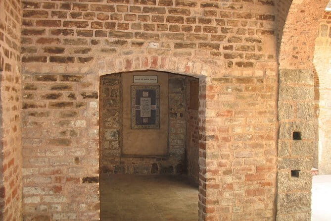 Old Delhi Havelis & Heritage quarters Discovery - Why This Tour Offers Great Value