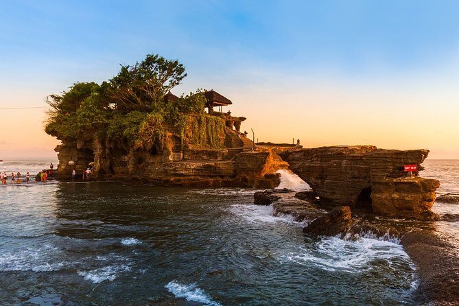 One Day Tour Bali - Sangeh (Monkey Forest) Bedugul Sunset at Tanah Lot - What the Reviews Tell Us