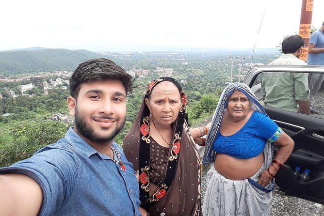 One Day Tour Of Haridwar and Rishikesh From Delhi By Car - What the Reviews Reveal