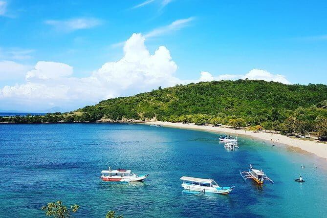 One Day Tour Pink Beach East Lombok Excursion - Who Should Consider This Tour?