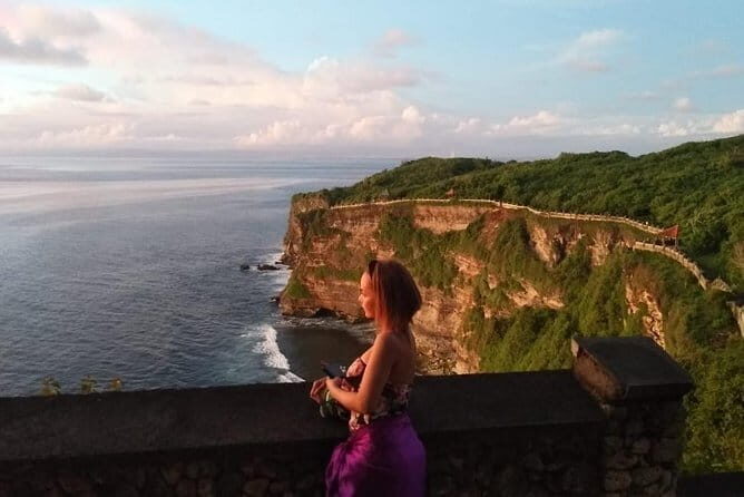 Padang-Padang Beach+ Uluwatu Sunset and Kecak Dance + Dinner - The Sum Up