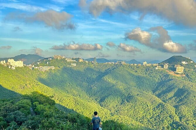 Panorama Sunset Hike to the Peak with Local - What Travelers Are Saying